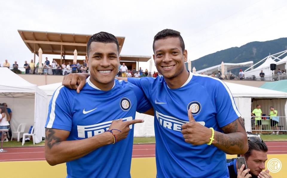 Depor_Colombia's tweet photo. #ColombianosEnItalia INTER-PRE TEMPORADA.
Desde ya Murillo en el Inter con Guarin. ¡VAMOS MUCHACHOS! http://t.co/NSj7aOcEds