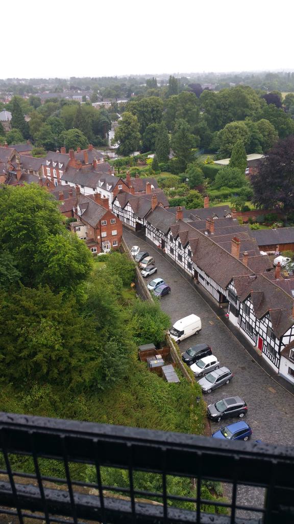 JodyCraniac's tweet photo. Views from the top of the castle... http://t.co/1B8CYtGkbJ