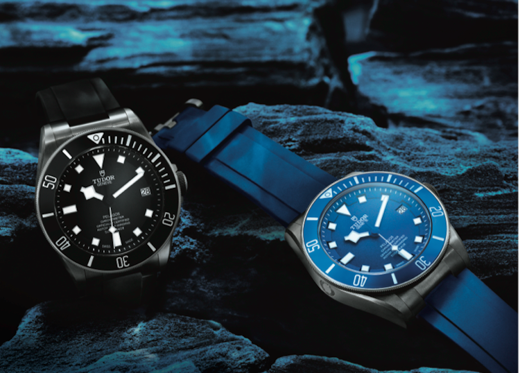 ChronosMagazine's tweet image. Blue dials, skeletonized and open-worked watches featured heavily at #Baselworld 2015. hubs.ly/y0-9Cs0