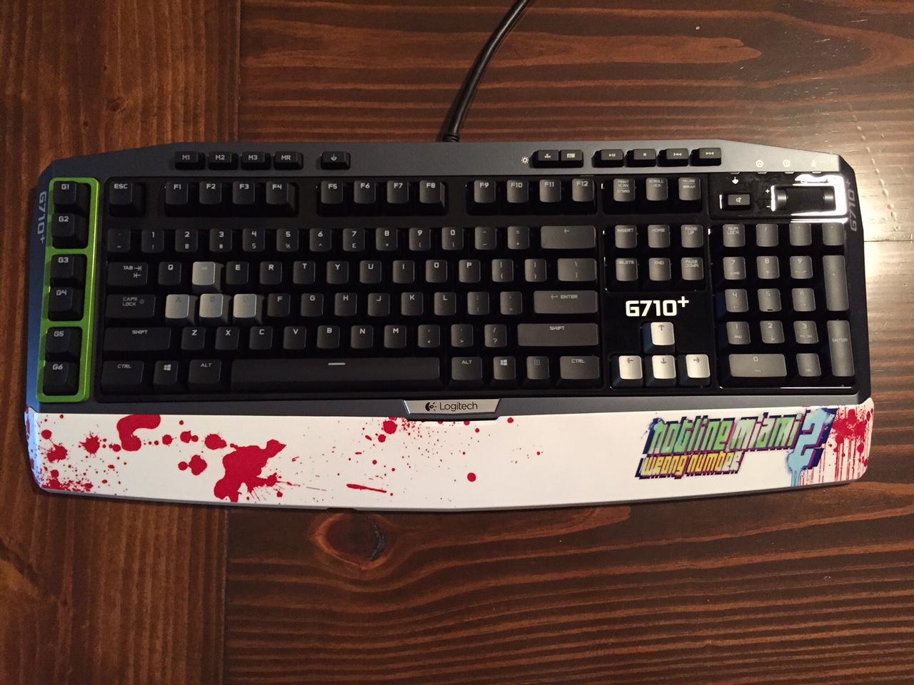 Devolver Digital Twitter: "Our friends @Logitech created this one of a kind @HotlineMiami G710+ keyboard - follow and retweet to enter to win! http://t.co/jemXb1a6LT" / Twitter