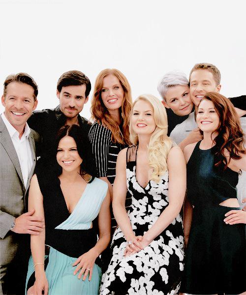 HotorNot_4's tweet photo. RT FOR - Teen Wolf Cast
FAVE FOR - Once Upon A time Cast http://t.co/xuZuwkHMig