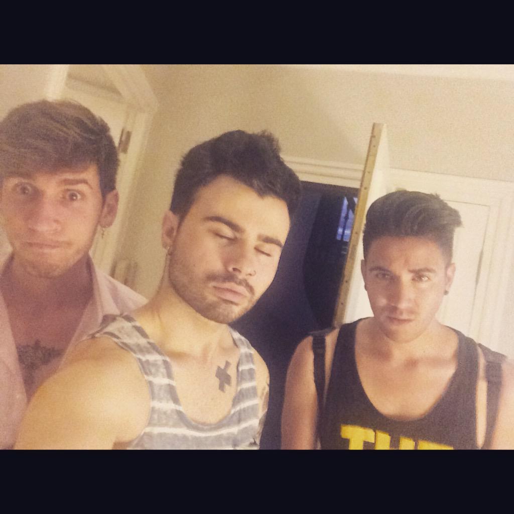 RandomOficialBB's tweet image. Terminados lo ensayos de hoy! Mañana nos vemos en Barakaldo! 😎
instagram.com/p/5Fkht2J83Z/