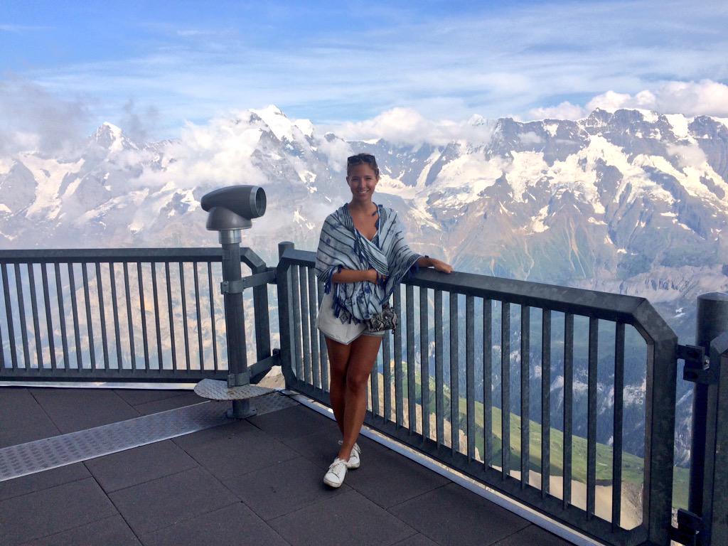 SheaESnider's tweet image. Tallest point in Europe... Yes, I was absolutely freezing. #noobproblems
