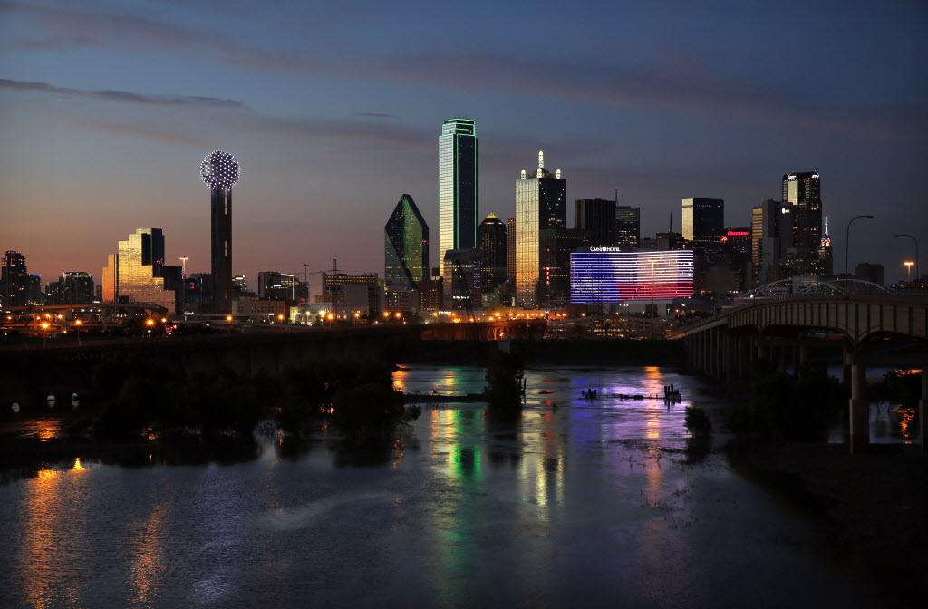 dallasnews's tweet image. Texas has been named the best place to make a living in 2015 d-news.co/PyBVE