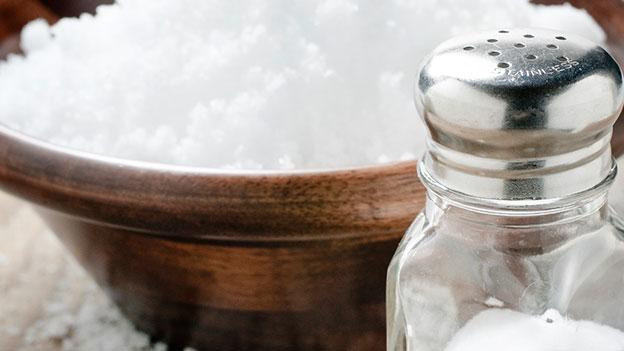 TipsDeCocina ¿Qué hacer cuando se te pasa la sal? buff.ly/1K2opyd