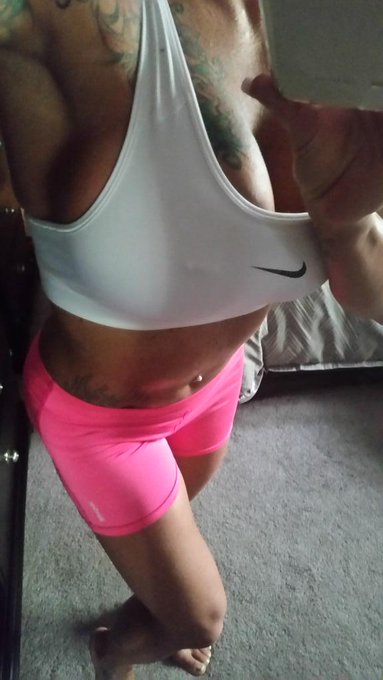 #MirrorMonday #MILFMonday #MirrorSelfie #FitAsFuck #FitOver40 Quick selfie before I headed out to the