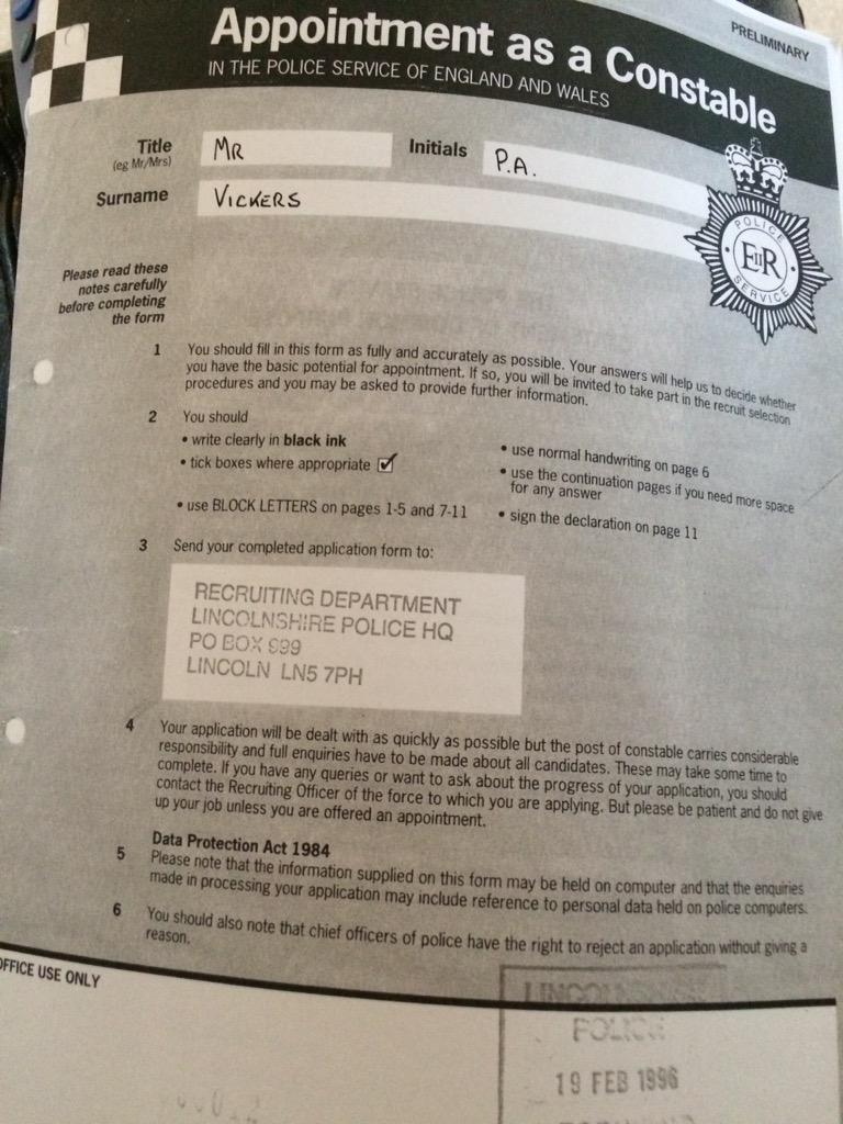 PhilVickersLP's tweet image. #Rookies is on @itv in 15mins - I just read through my 1996 application to join @lincspolice 😳

#SteepLearningCurve