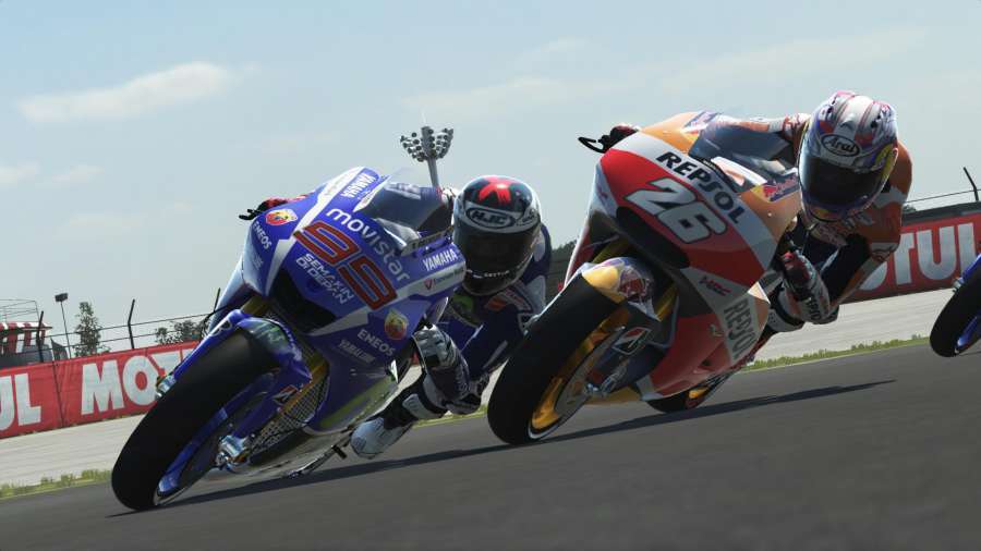 AS_Juegos's tweet photo. MotoGP 2015: ¿Evolución?
@MotoGP http://t.co/smTbRby0vR http://t.co/wFK0Nmg7Iw