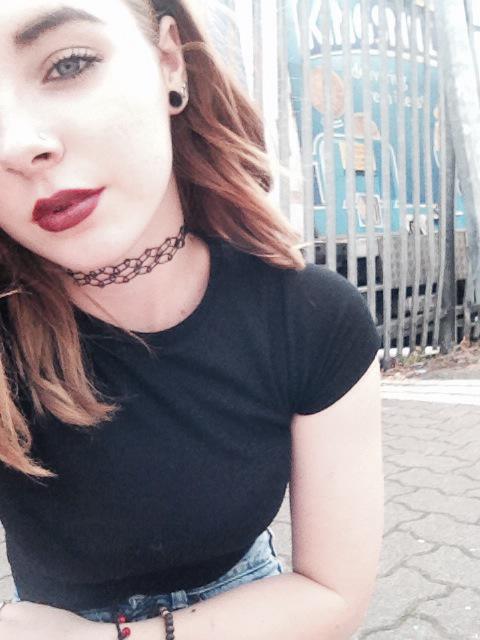 kellie_leeds's tweet photo. 🌙I'm just Broken hearted girl🌙 http://t.co/xPNlSxNA1I