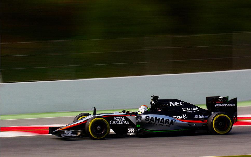ResumenF1's tweet photo. .@ForceIndiaF1 espera presentar nuevas actualizaciones #aerodinámicas en #Monza para lideran en la zona media. #F1 http://t.co/xCKZJztoWv