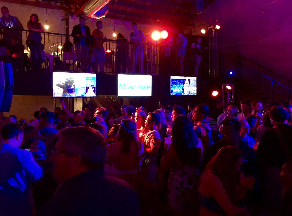 MashableEvents's tweet photo. A huge thanks to all #SDCC - goers that came to our #MashBash on Friday! Now back to reality... #MashCon http://t.co/PejTZbQxR2