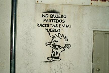 SpanishRVLTN's tweet photo. Ni G.C en listas que justifiquen el uso de pelotas de goma contra inmigrantes. #FueraRacistasDeNuestrosBarrios http://t.co/dM5QfVFvM8