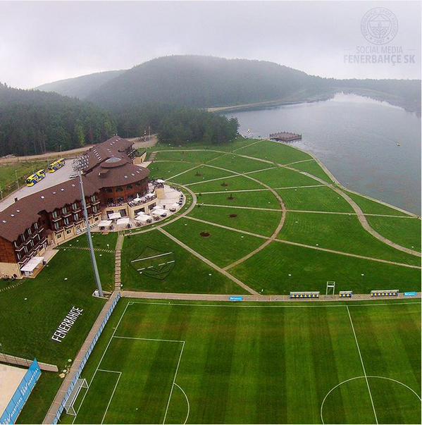 Twitter'daki tüm Fenerbahçe sevdalılarına ulaşmak istiyoruz. Bu tweeti RT yaparak bize destek olabilirsiniz.