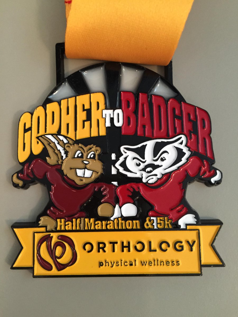 FinalStretchInc's tweet photo. Gopher to Badger finisher medals are in! #gophertobadger #battlefortheborder #representyourstate #MNvsWI #runtridu http://t.co/qXOuS5Kr9A