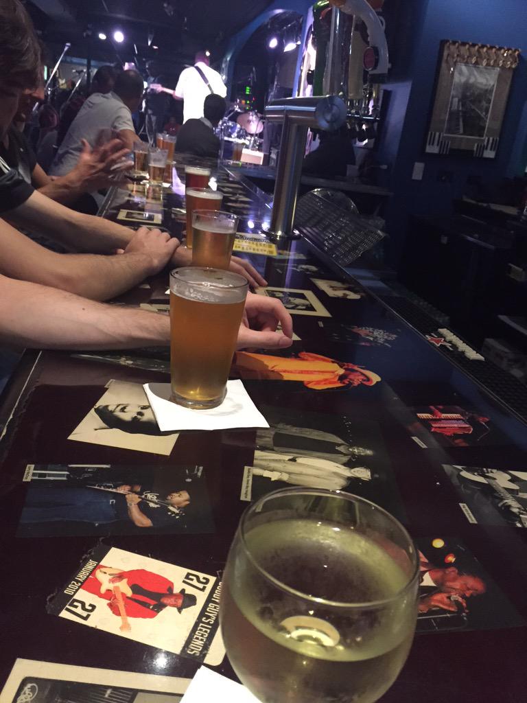 FaxLena's tweet photo. Just listening to good music after aLong day 🍺🍷🎸 #venturebits @AZinnkann @Konstanberlin @BitsBaptizer @TillPeter_103 http://t.co/BwtNSPCpPG