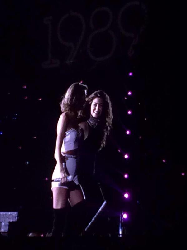 TAYLOR AND LORDE TONIGHT! 
REALLY MISS HER!!

#1989TourDC 
cc: <a href="/SwiftIndonesia_/">Taylor Swift Indonesia Fanbase</a> <a href="/SwiftyIndonesia/">Taylor Swift Indonesia 🇮🇩</a> <a href="/SwiftIndoUpdate/">Taylor Swift ID ⸆⸉ 🇮🇩</a>