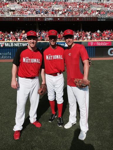 FlavaFraz21's tweet photo. It's a family affair babyyyy #hrderby http://t.co/PMwOePwb6b
