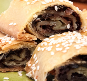 Foodguy123's tweet photo. Syrian Olive Pastries  http://t.co/2Cnk8qSLdQ http://t.co/9RW0PbJYKB