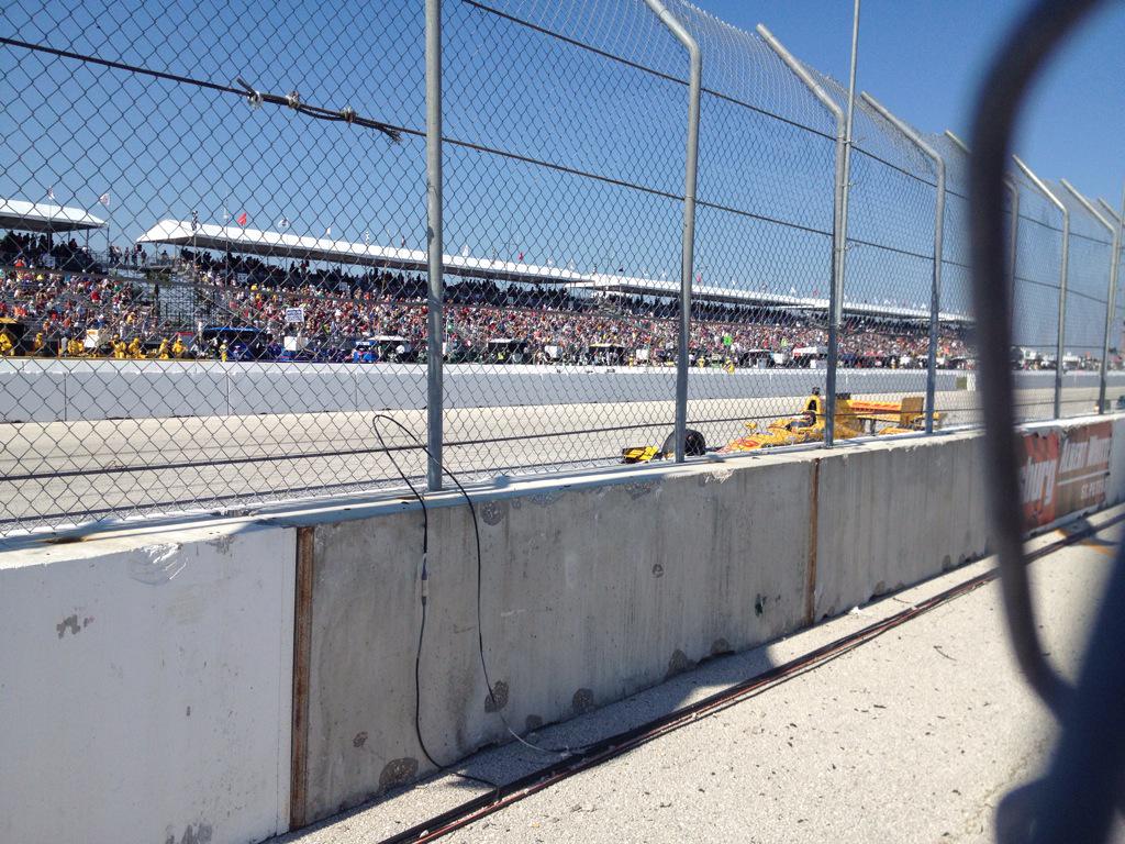 BryanP22855's tweet photo. @IndyCar thank you for 3 Amazing events I went to this year. I'm glad to support @RyanHunterReay http://t.co/QHzOTpKY8V