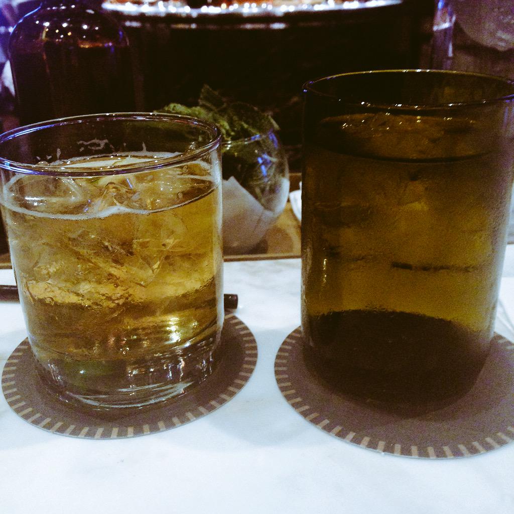 12 yr <a href="/ElDoradoRums/">El Dorado Rums</a> soda/lime w/ <a href="/EvolutionTom/">Tommy</a> prior to  distiller dinner next week @evolutionbeer @EvolutionCarter