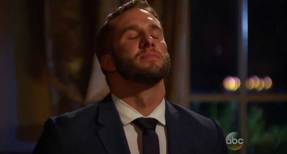 awkward - The Bachelorette 11 - Kaitlyn Bristowe - Epi 9 July 13th - *Sleuthing - Spoilers*  - Page 28 CJ1impWUEAETSyM