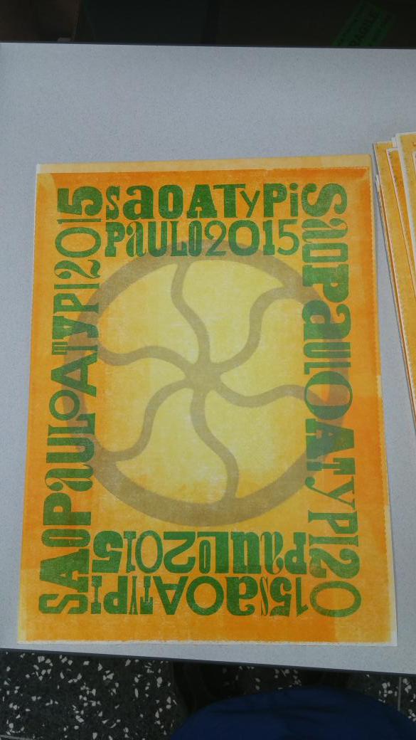 anasofiamariz's tweet image. #letterptessreloaded #ATypI2015 on the go...