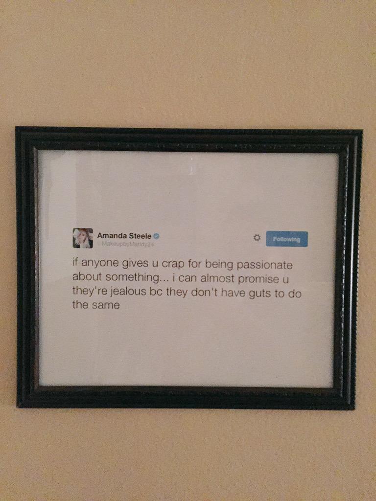 KatieKratt's tweet photo. shoutout to my fav @MakeupbyMandy24 it's too real to not frame it http://t.co/08u5reMMkv