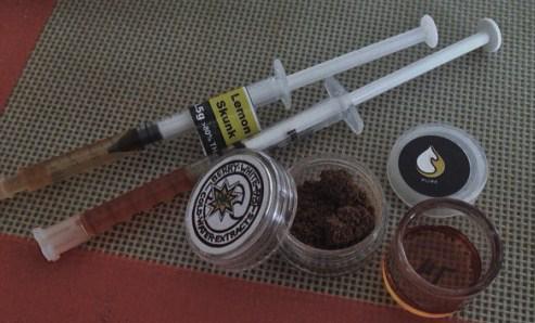 RealTooReal's tweet photo. #CMode #LOADJ #WBDJ ~Contrary 2 Popular Belief~Nothing Wrong Wit Gettin High On Yo Own Supply~ #THC #MDMA #Sildenafil http://t.co/yvinFOGJxa