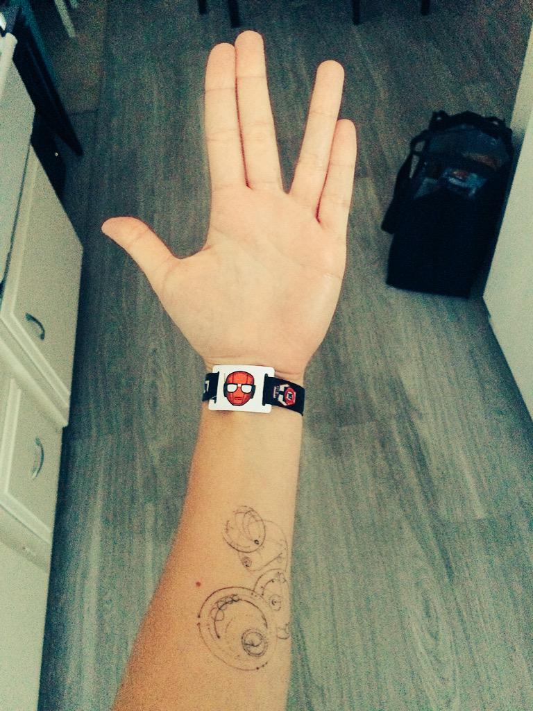 SamanthaKate7's tweet photo. You leave on your #coachella wristband, I leave on my @NerdHQ wristband... #nerdchella #SDCC2015 http://t.co/0yR6cT56Ra