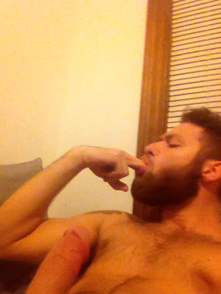 dofHarambaby's tweet photo. Es tan sexy cuando hacen lo que@pides!! ๐๐๐ #hetero #straight #str8 #guyexposed #naked #gag #dontjudgechallange http://t.co/Y0PTMMtWXx