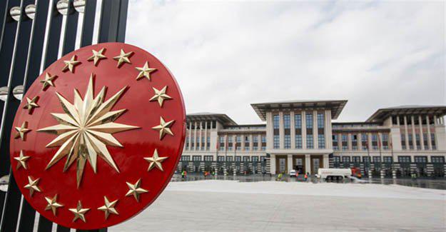 tanikunal's tweet photo. CHP'li bir isim, bugün ilk kez Saray'a gidecek. http://t.co/ZxArUSfDrG http://t.co/byX6UdrZCX