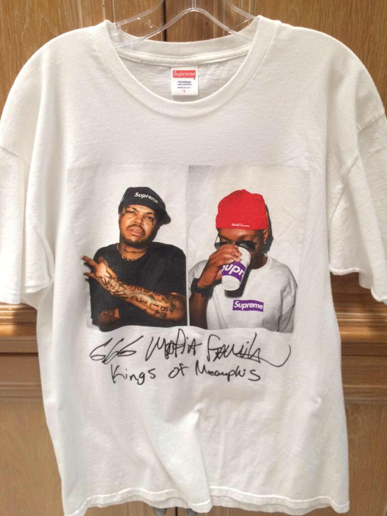 DudeImAustin's tweet photo. @TheSupremeSaint size L. Worn 1x. Washed properly. $110 http://t.co/DpSJ7lEz9G