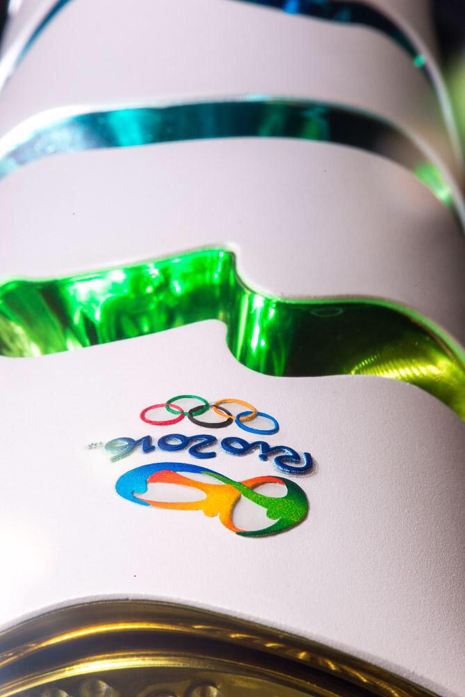 NBCOlympics's tweet photo. Look at these intricate details of the #Rio2016Torch! (via @Rio2016_en) http://t.co/QaSvDcPYtS