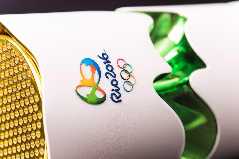 NBCOlympics's tweet photo. Look at these intricate details of the #Rio2016Torch! (via @Rio2016_en) http://t.co/QaSvDcPYtS