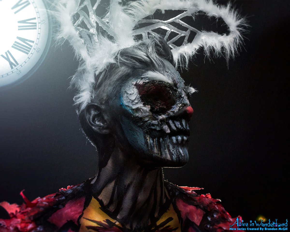 bodyartbrandon's tweet photo. Hooray I made it to 200 followers on Twitter! Got some catching up to do. #notTwitterfamous #bodypainter #makeup http://t.co/Q2h16ULqcX