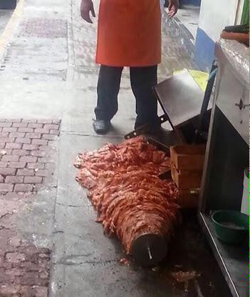 MishVD's tweet image. Sucesos trágicos y esto... 😪

#MePongoSentimental