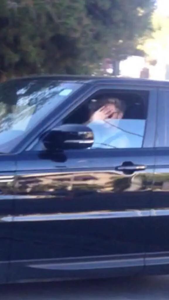 HLToursARG's tweet photo. Fotos de Niall manejando en Los Ángeles - 13/Julio #1DA http://t.co/JVIRFf4elG