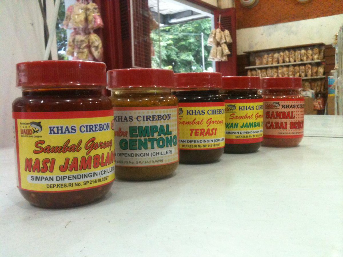 AboutCirebonID's tweet photo. Aneka Sambal Rasa Khas Cirebon ada di @Toko_Daud Oleh-oleh Cirebon Jl. Sukalila Utara No. 4D belakang PGC http://t.co/GQuJjo5AJS