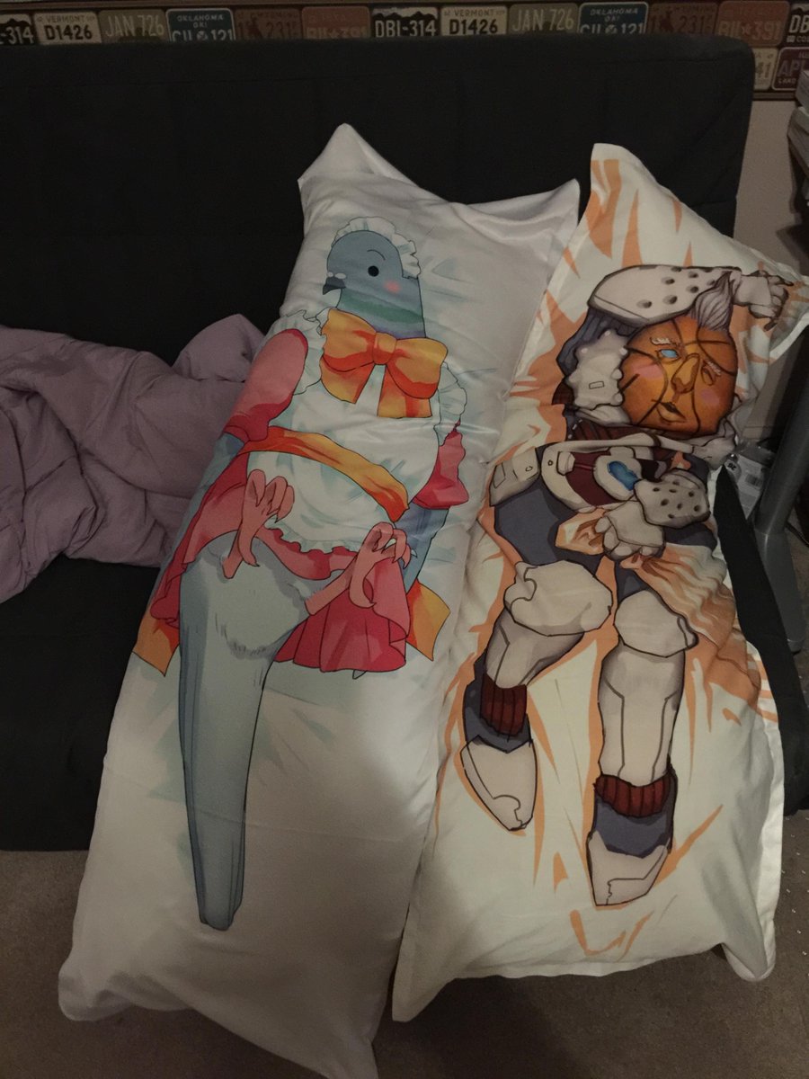 ZapfLOL's tweet photo. cyberdwarf has a new friend @humble @devolverdigital @Mediatonic @TalesOfGames http://t.co/M7FUc5BURJ