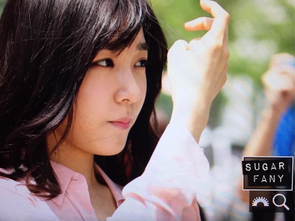 sugarfany's tweet photo. 150714 #tiffany http://t.co/NskKiJKRc2