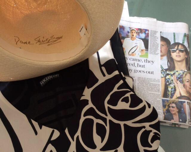 Forces_Support's tweet photo. @poppypride1 Dame Shirley Bassey has donated her dress and hat from #Wimbeldon2015 for #FallenHeroes #Charity http://t.co/qrswg0FePG