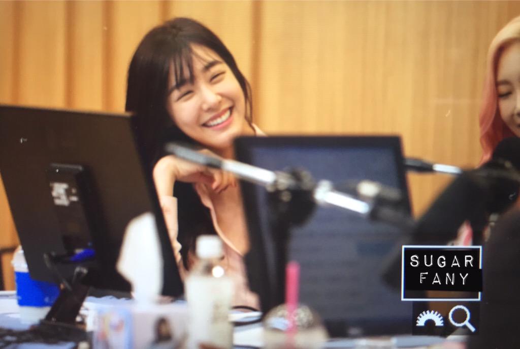 [PIC][14-07-2015]TaeYeon - Tiffany và Yuri xuất hiện tại "SBS Power FM 107.7MHz Cultwo Show" vào trưa nay CJ2yxFMVAAAqvjk