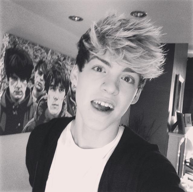 NewHopeReece's tweet image. RT if you fancy a follow/DM spree later? ☺️ x