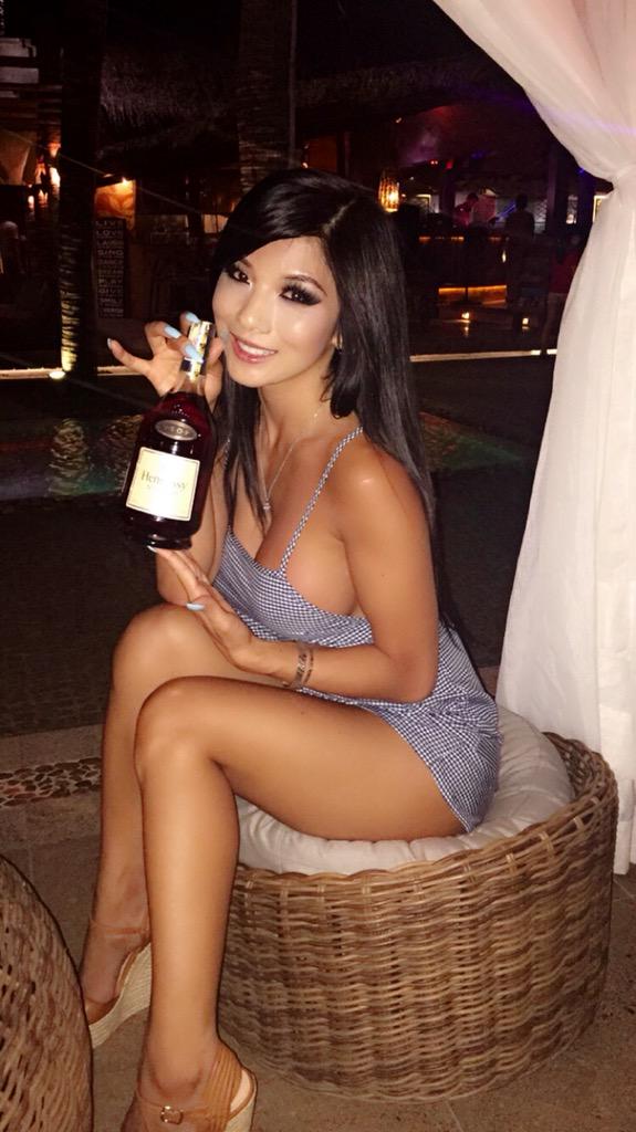 Vietnamese camgirl Vietnamese camgirl
