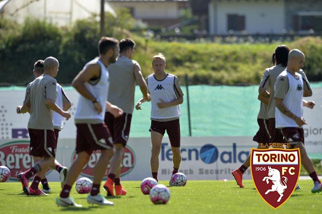ForzaToroNet's tweet photo. "La forza del Gruppo." - http://t.co/vMgpon63ZR http://t.co/I2arDfQcRY