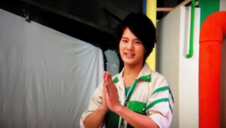 _keiooooo's tweet photo. ：

         愛されたい  訳  じゃなくて



    rrr        💘     fff



         君を   愛していたいんだ  。



     僕  と  恋 してみますか   … ？ http://t.co/YFe9fisfXy