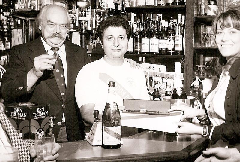 TheMuseumOfSoho's tweet photo. A Selection Of #BastilleDay #Photographs @FrenchHouseSoho  #thefrenchhouse #Soho http://t.co/ApoEhKzCnN http://t.co/M2khya9uzc