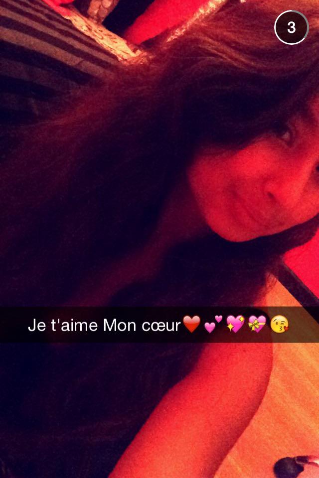 Mangaki34's tweet image. Ma femme a moi !💘💞💞💖💖💏😍💏💏😍 @Dina_eml