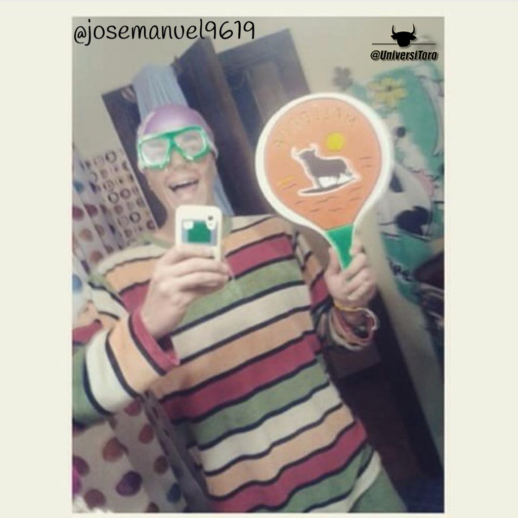 #FotoVeraniega nº4
Gorro?✔️
Gafas?✔️
Palas?✔️
<a href="/JoseManuel9619/">JoseManuel.</a> ya tiene preparado el pack completo xra <a href="/UniversiParty/">UniversiParty</a>