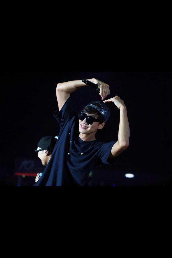 SCH Lee kwang soo
 \"Happy Birthday\"
 Giraffe RM (14071985) (14072015) 
